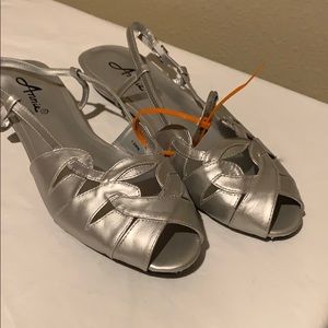 Any Kim  sandals color silver size 7.5 WW